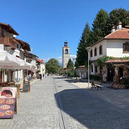 Deluxe 5 Min Walk To Gondola *