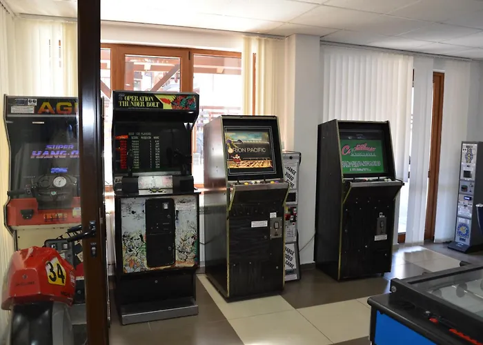 公寓 Belvedere Club H70 *